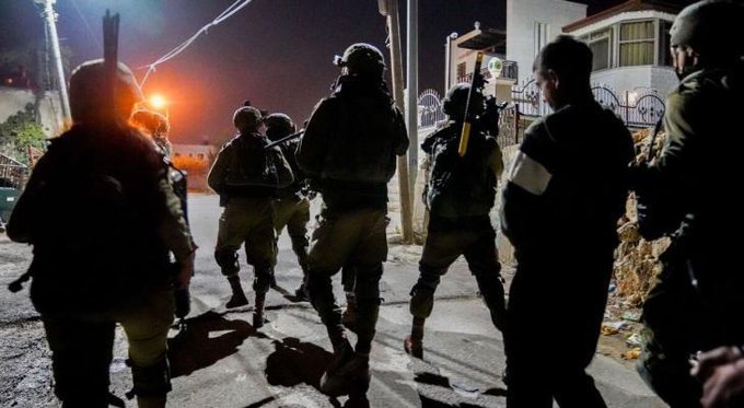 الاحتلال يعتقل 6 فلسطينيين في الضفة الغربية