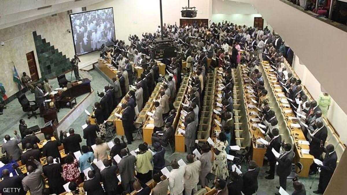 بعد اتهامات بالفساد.. رئيس برلمان جنوب السودان يستقيل