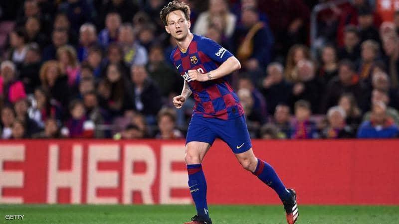 راكيتيتش غاضب من "تعامل برشلونة"