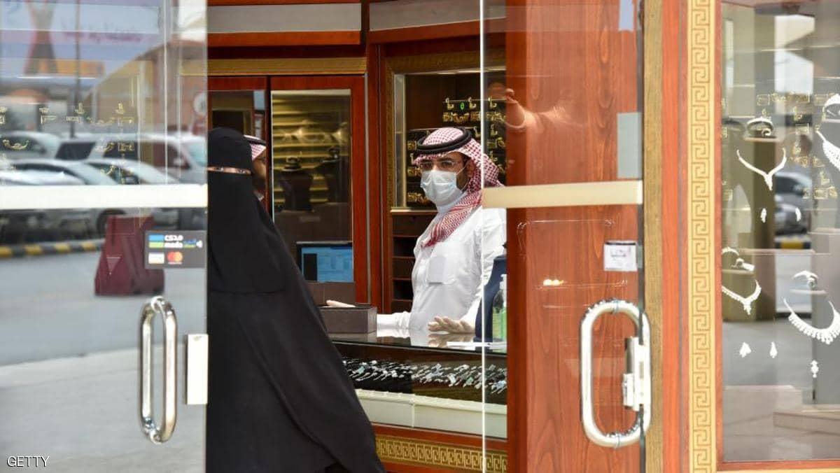 السعودية تسجل تعافي 392 مصابا بفيروس كورونا