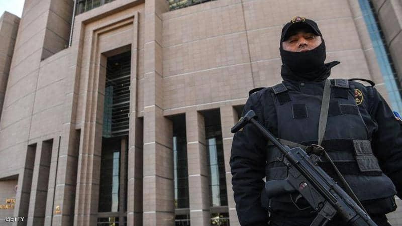 تركيا.. حملة اعتقالات لعسكريين والذريعة "علاقات مع غولن"