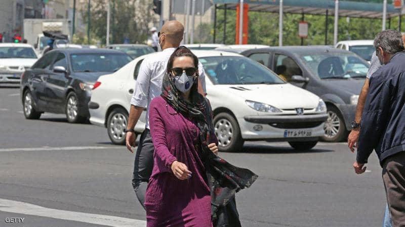 آلاف الإصابات يوميا.. إيران لا تزال عالقة في "متاهة" كورونا