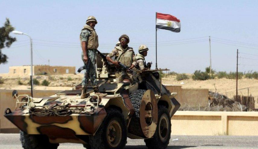 مقتل 5 عسكريين مصريين في الحملة العسكرية وسط سيناء