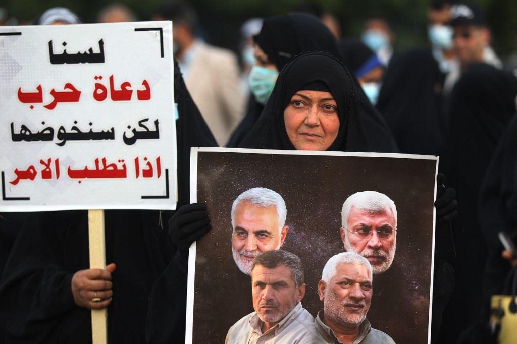 "أميركا طلعي برّا"... مئات المتظاهرين في بغداد للمطالبة بانسحاب القوات الأميركية