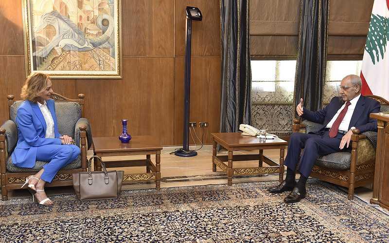 بري يلتقي سفيرين ويتلقى برقيات تهنئة ومكتبه : لا مصادر عندنا