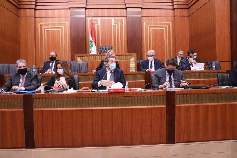 اللجان المشتركة تداعت إلى جلسة الأسبوع المقبل "لغياب الأرقام والخطط": مطالبة الحكومة ومصرف لبنان بمقترحات عمليّة حول الدعم كنعان: سيكون لنا موقف من أي قرار ليس لمصلحة الناس