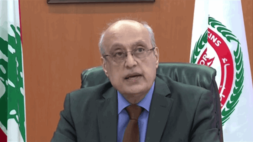 أبو شرف: ظروف العمل غير مشجعة و400 طبيب هاجروا