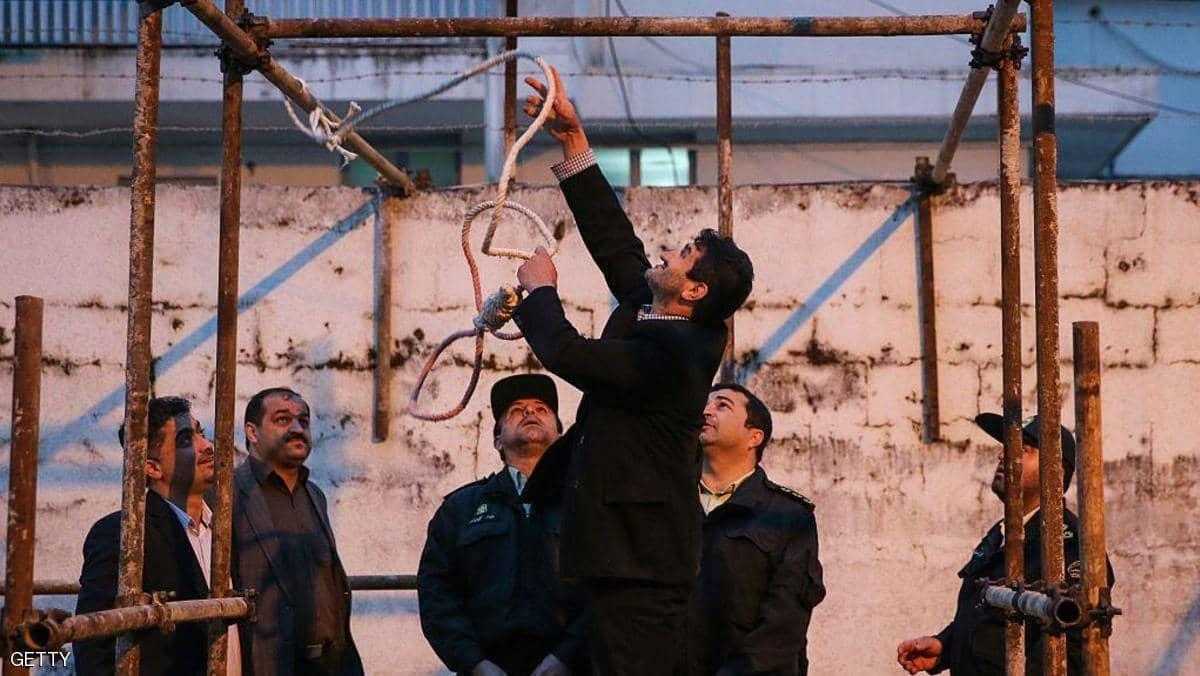 روح الله زام.. إعدام انتقامي جديد في إيران و"التهمة جاهزة"