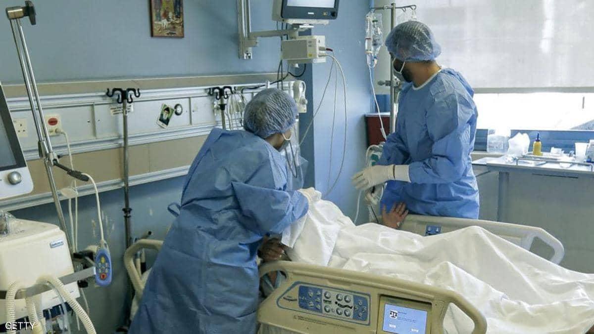 حالات كورونا العجيبة.. مرضى يغادرون المستشفى ثم يعودون إليه
