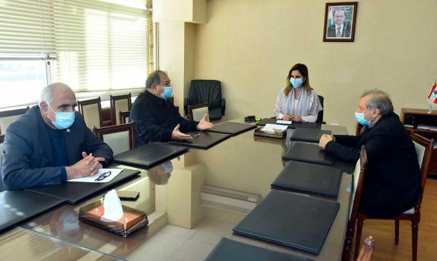 اجتماع لتسهيل عمل الإعلاميين خلال الاقفال العام