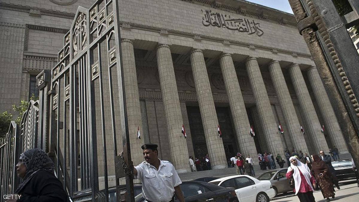 مصر.. حكم قضائي بمصادرة أموال 89 من قياديي الإخوان