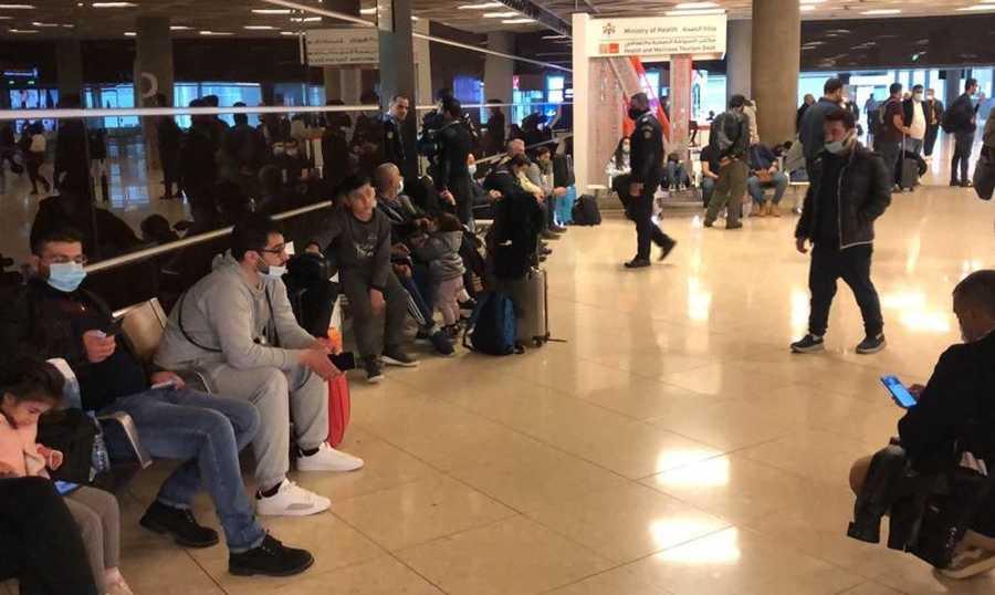 السلطات الاردنية سمحت بدخول كل اللبنانيين العالقين في مطار عمان