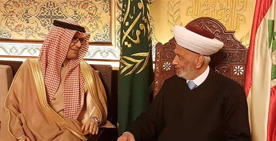 بخاري اثر زيارته دريان: السعودية لن تتخلى عن الشعب اللبناني وستبقى داعمة له ولمؤسساته