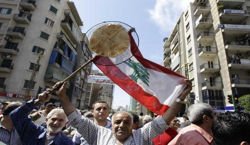 الانفجار الاجتماعي قادم... فقراء لبنان 2.7 مليون والمساعدات 50 دولاراً للعائلة