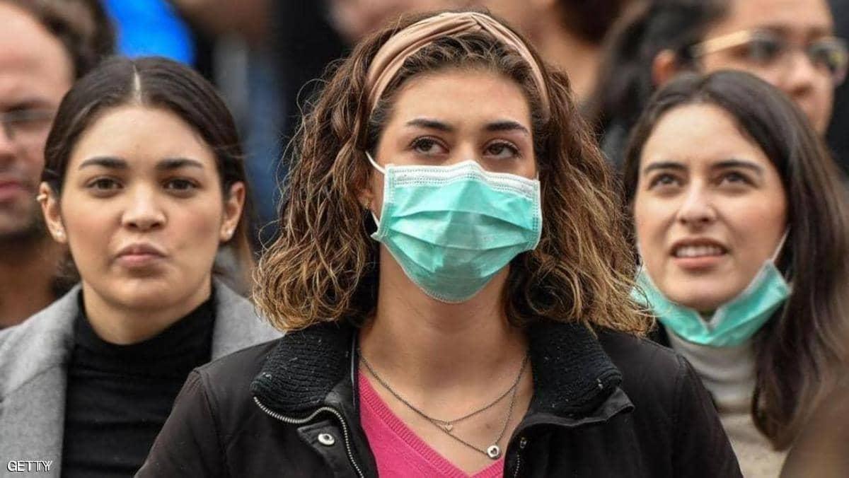 متى ينزعُ الناس كمامة كورونا.. فاوتشي يحدد تاريخا "صادما"