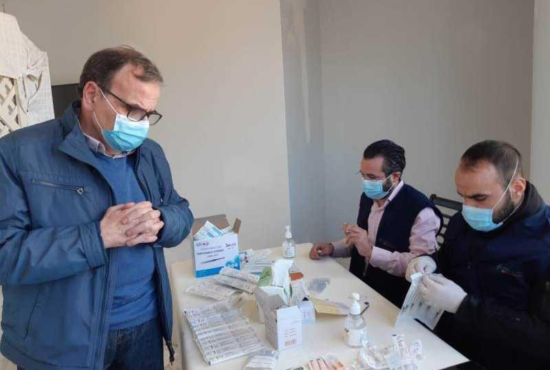 آذار ونيسان وأيار أشهر حاسمة.. البزري: حجزنا 400 الف لقاح من جونسون