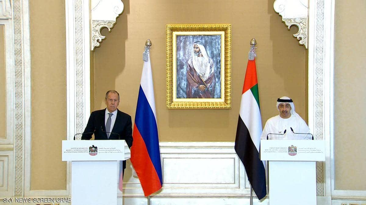 عبد الله بن زايد: قانون قيصر يصعب العمل المشترك مع سوريا
