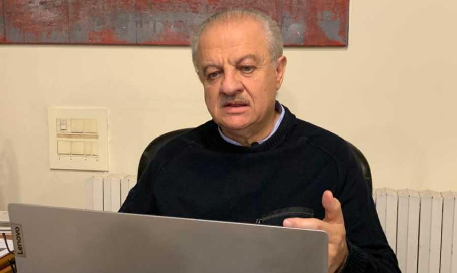 بعد شهرين من المحاضرات ... أكاديمية بشير الجميل تطوي صفحتها الخامسة!