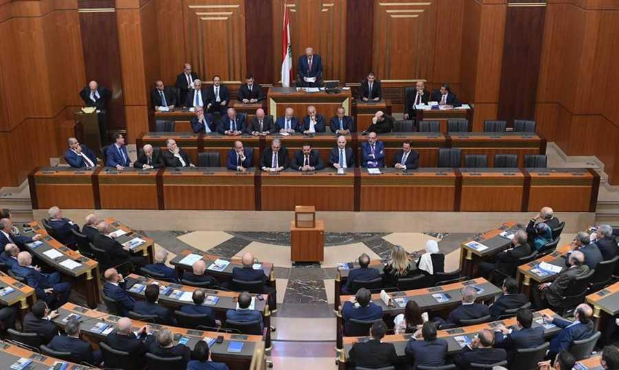 اللجان المشتركة تقرّ البطاقة التمويلية ..الفرزلي: يستفيد منها اكثر من 500 الف وبحد اقصى 137$