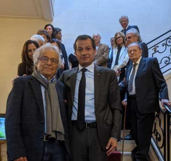 وسام الاستحقاق الوطني لأدونيس