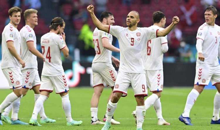الدنمارك أول المتأهلين إلى ربع نهائي أمم أوروبا