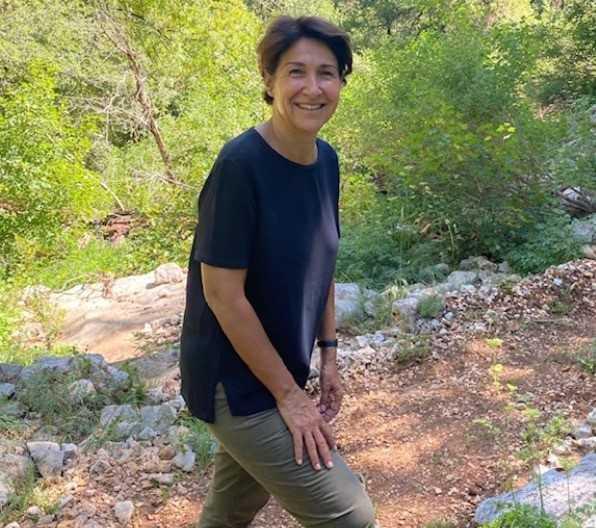 سفيرة فرنسا جالت في محمية إهدن