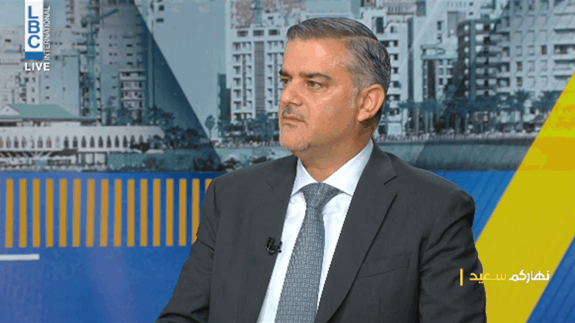 الحسن: الإجراءات المتعبة في مطار بيروت من الأكثر تشدداً في العالم
