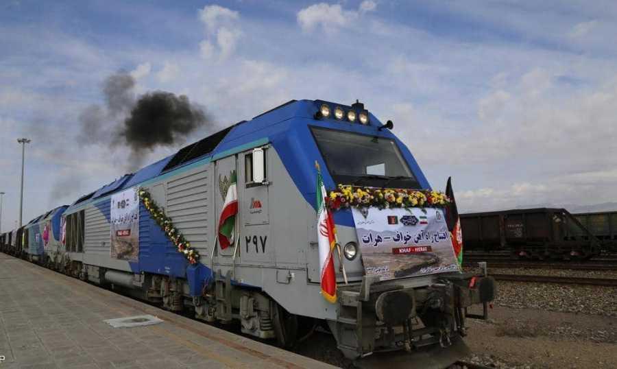 هجوم سيبراني على قطارات إيران.. إرباك للرحلات وتعطيل الخدمات