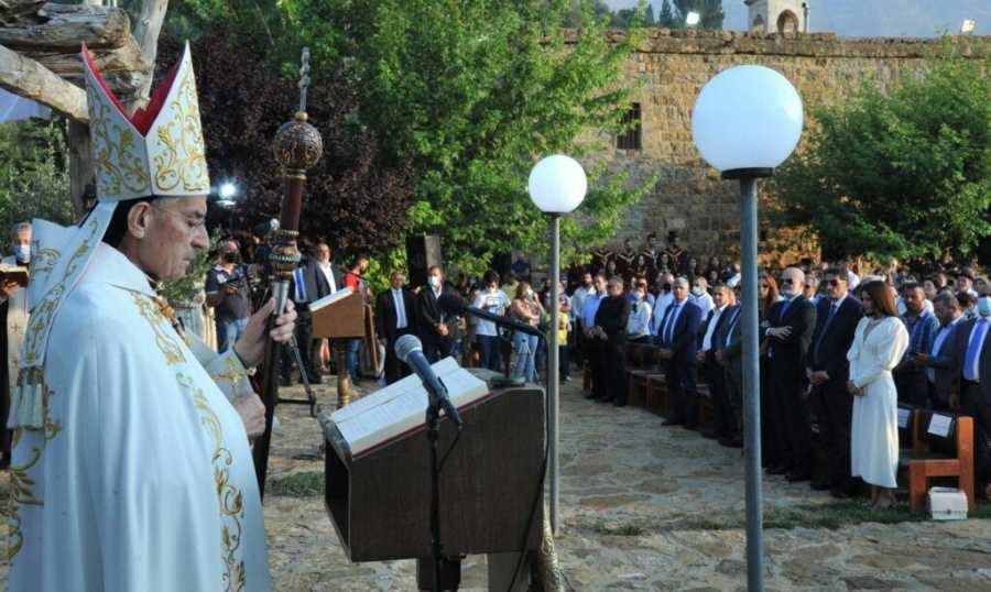 في عيد مار شربل.. الراعي من بقاعكفرا الى الديمان: لبنان يواجه انقلاباً جارفاً