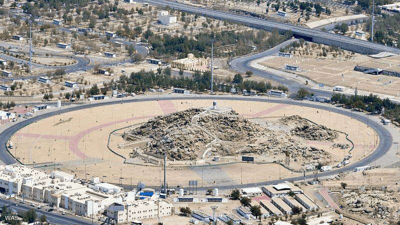 ركن الحج الأعظم.. أخطاء ينبغي على الحاج تجنبها في عرفات
