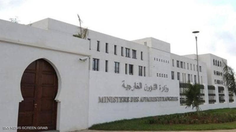 الجزائر تستدعي سفيرها في المغرب وتلمح للتصعيد