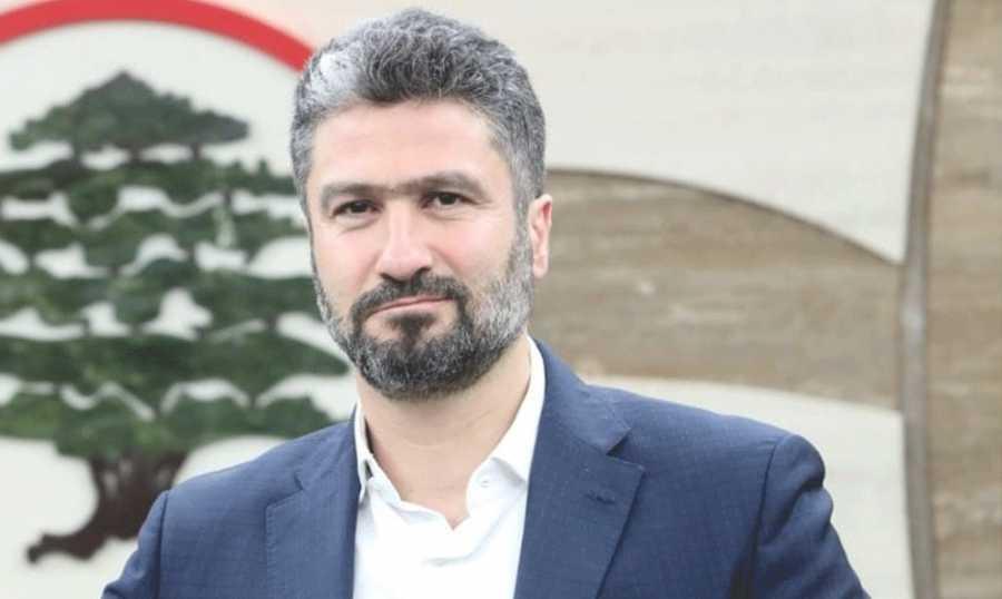 المعلوف للوزير "الشبح": طمئنا عنك وعن أحوالك