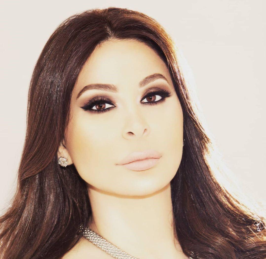 إليسا تنشر صورة عون ونصر الله والأسد: "مجرمون"