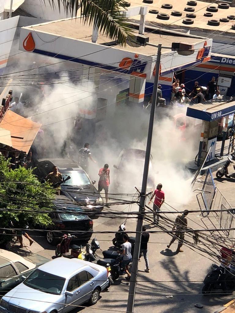 في الميناء... سيجارة تتسبّب في حريق محطة وقود