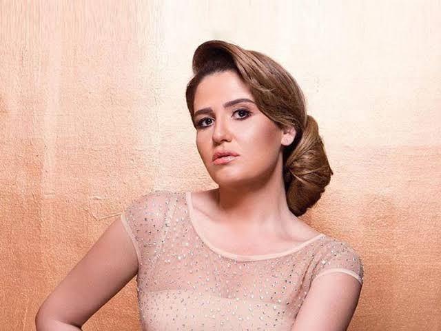 قبل سفر شقيقتها إلى بيروت... هنا شيحة تطلب جمع الأدوية من أجل اللبنانيين
