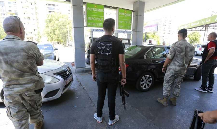 ضبط أكثر من نصف مليون ليتر من مادتي المازوت والبنزين المُحتكرة
