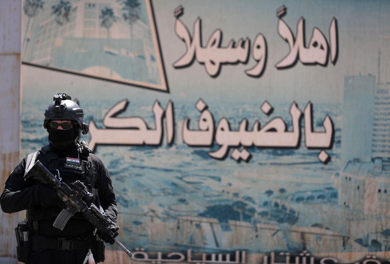 رجل الدين الشيعي مقتدى الصدر يتراجع عن مقاطعة الانتخابات التشريعيّة العراقيّة