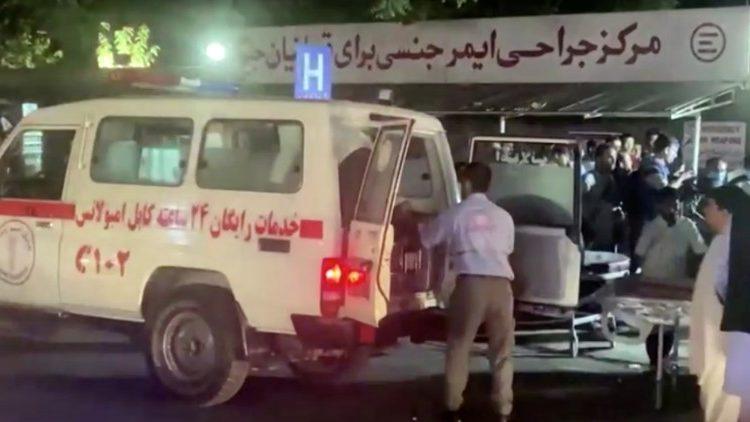 مجلس أساقفة إيطاليا يندد بأعمال العنف في أفغانستان ويجدد نداء البابا لصالح السلام والحوار
