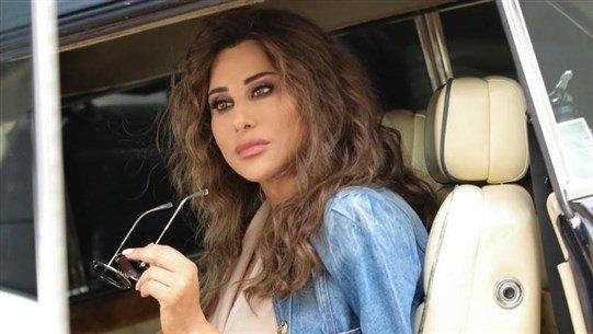 "ساحر قلوب" نجوى كرم "تراند" في 11 دولة عربية وتتصدّر "يوتيوب"