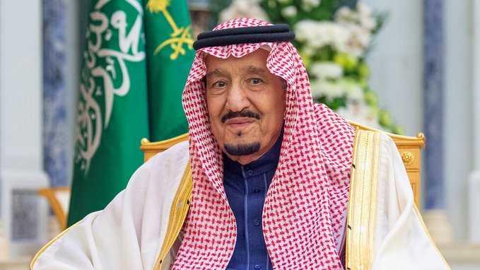 شاكرا تضامنهم.. الملك سلمان يهاتف أمير الكويت وملك البحرين