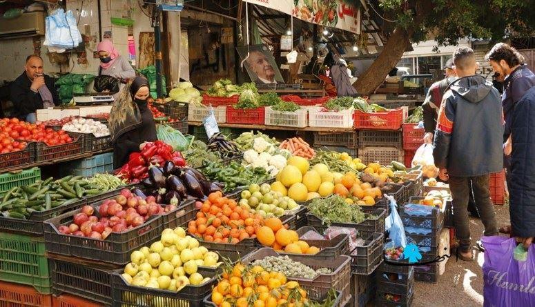 فضيحة "الإيكولاي" و "غيبوبة" الدولة: البكتيريا التي تنمو في أمعاء اللبنانيين