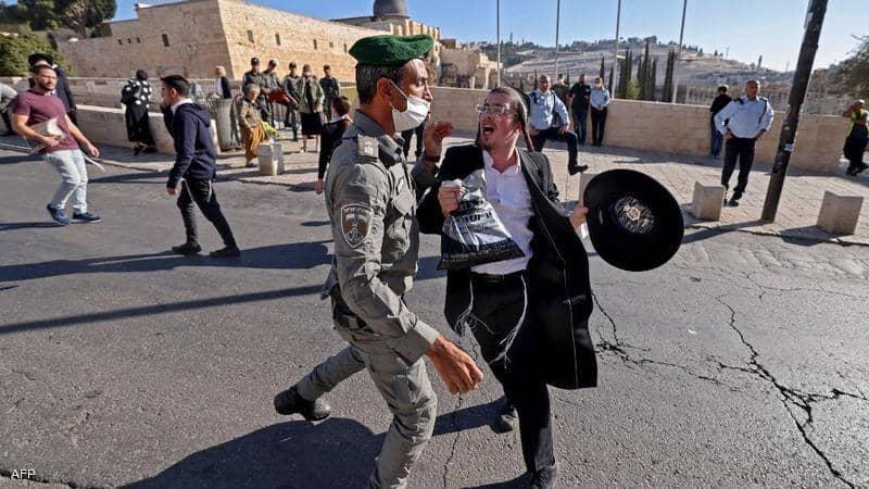 يهود يحتجون على "صلاة النساء"