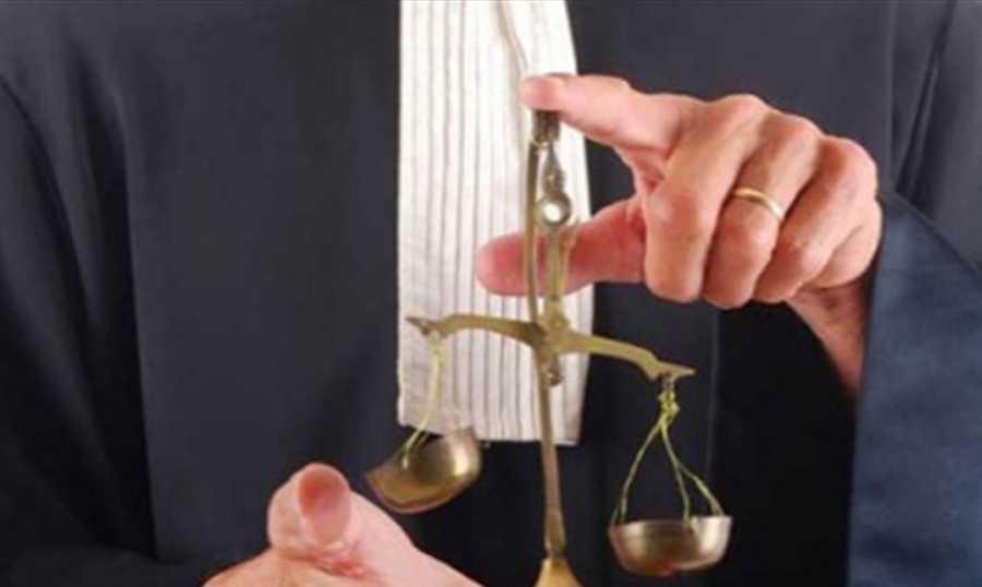 تحرك لنقابة المحامين غداً لدرس تجاوزات القاضي مزهر