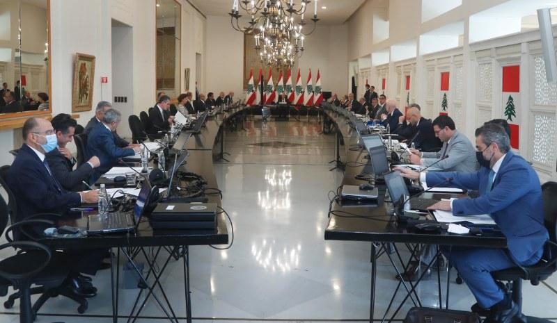 الوساطات الداخلية والخارجية فشلت... وكرة العرقلة في ملعب حزب الله