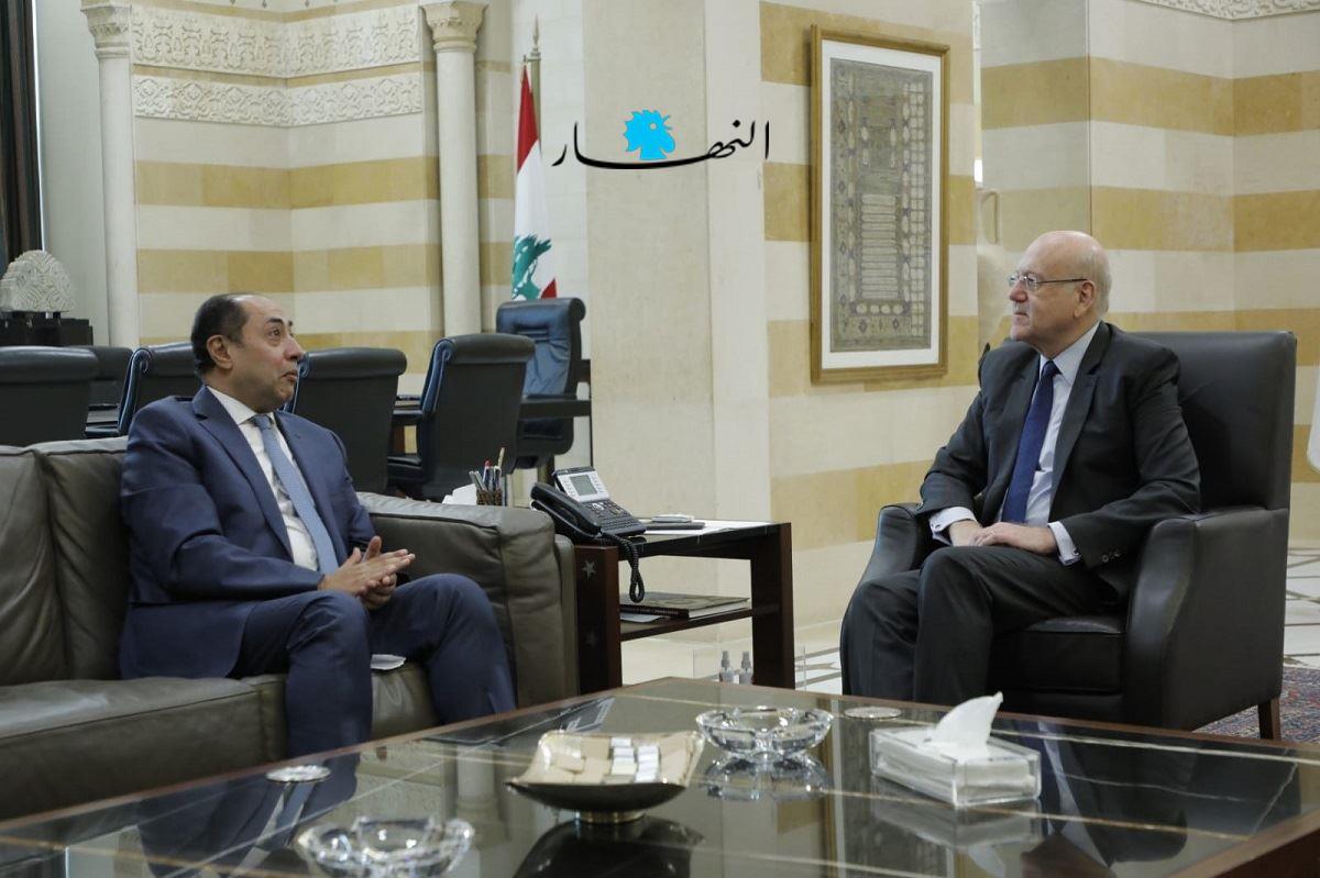 مسعى "الجامعة العربية" في بيروت... زكي يلمّح إلى استقالة قرداحي كمدخل