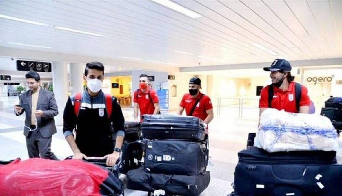 صور حقائب المنتخب الإيراني في مطار بيروت... تحرّك وزير الداخلية