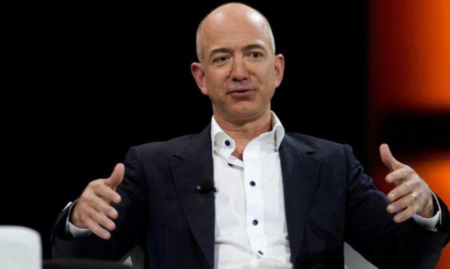 بيزوس: الفضاء سيكون موطن البشرية في المستقبل!