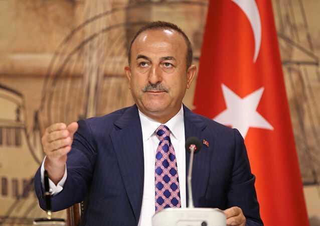 وزير خارجية تركيا في بيروت.. لقاءات مع مسؤولين وافتتاح مشاريع