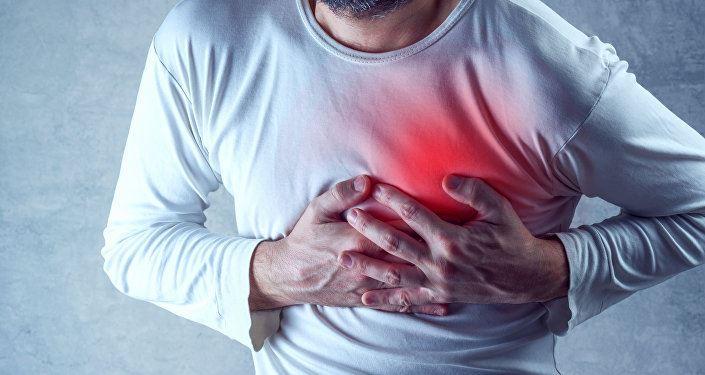 جورج بين الحياة والموت في انتظار تأمين ثمن الجهاز الذي قد ينقذ حياته