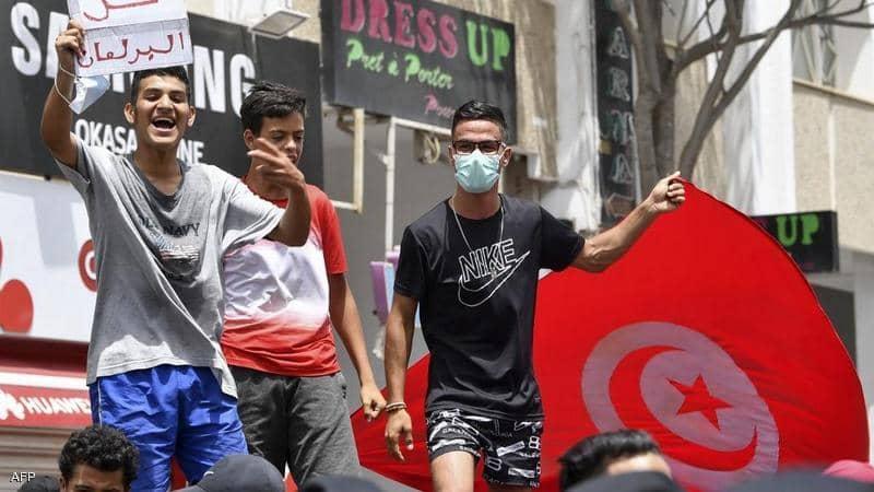 "العشرية السوداء".. كيف يرى التونسيون سنوات حكم الإخوان؟